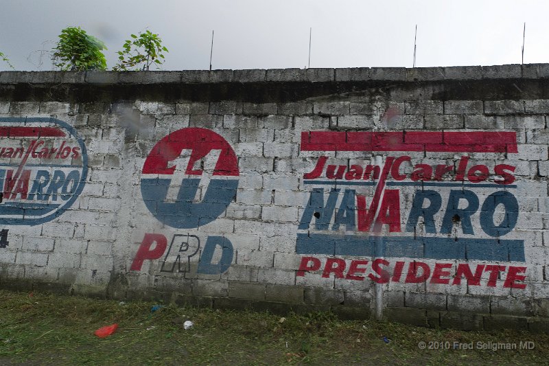 20101202_130030 D3S.jpg - Wall markings, Casco Viejo, Panama